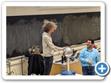 The Van de Graaff generator makes static electricity visible in a hair-raising way