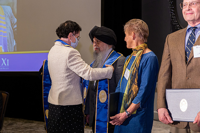 Dr. Ahluwalia Named Sigma Xi Fellow